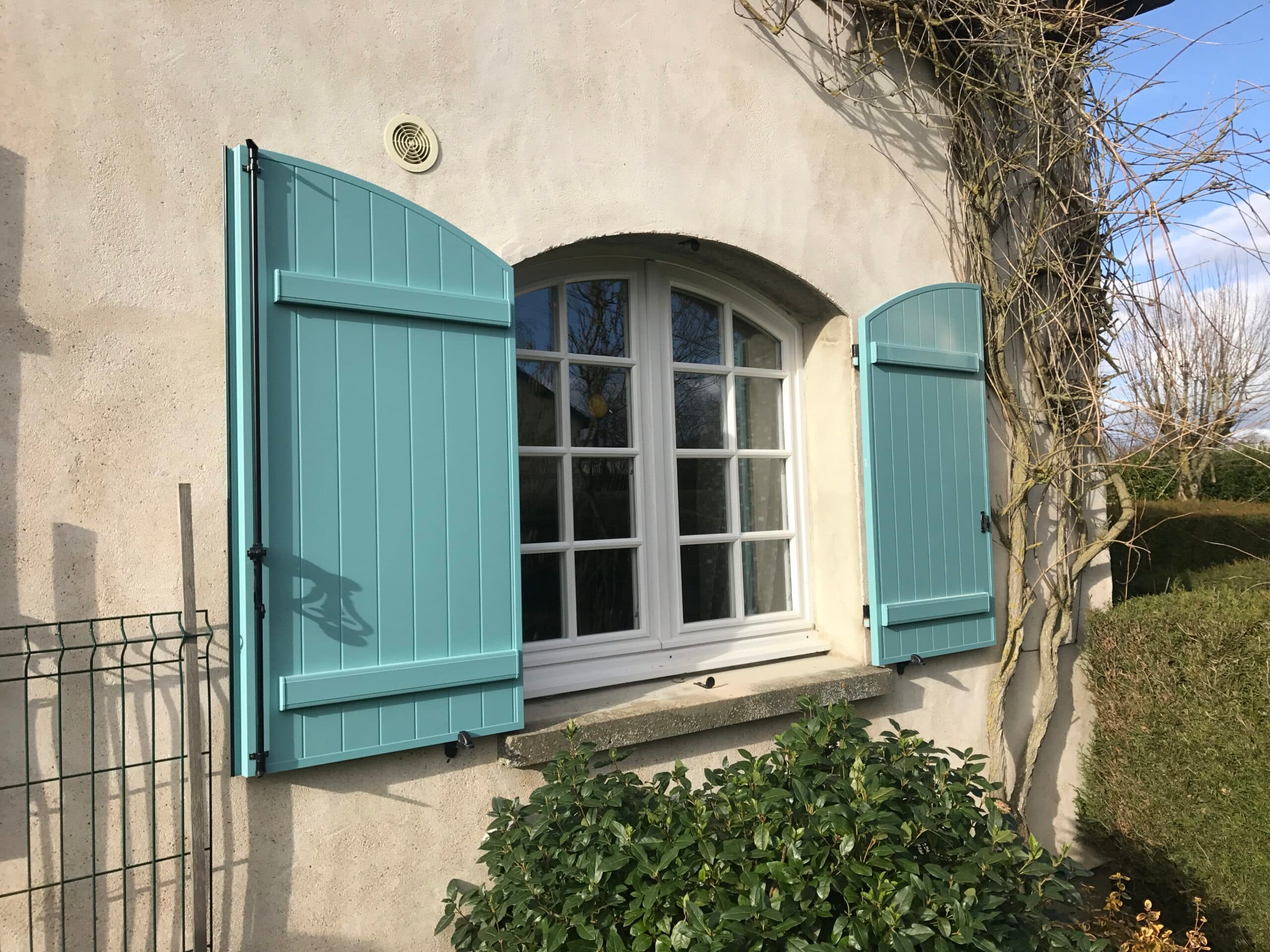 Volet alu – Menuiserie Charron